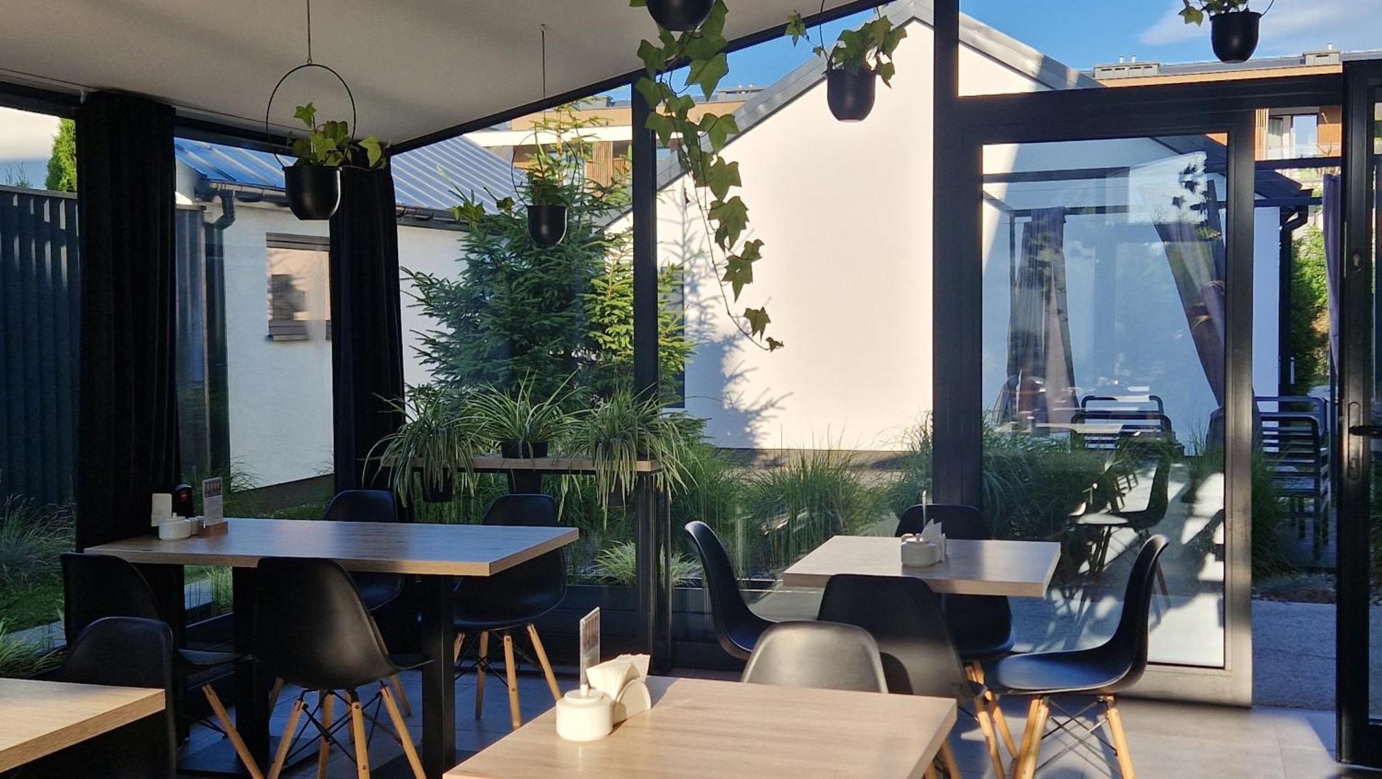 5 Zmyslow Akademia Wypoczynku Pokoje Zieleniewo  Exterior foto